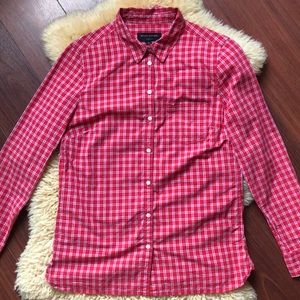 Banana Republic Red & White Plaid Button Down
